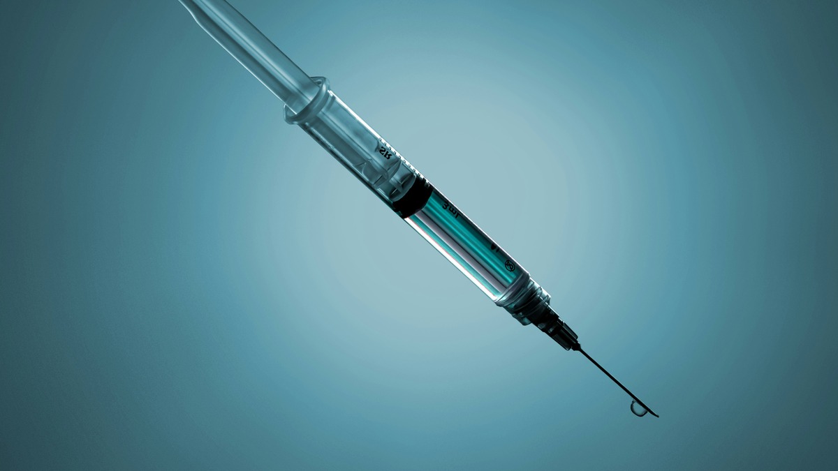 RFK Jr. Plans to Move 14 Injectable Peptides Back to Class 1 — What It Means for the Market